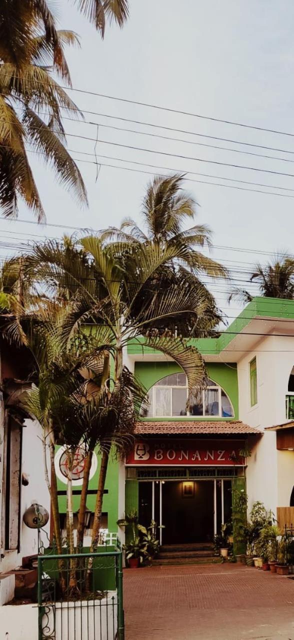 Hotel Bonanza Baga Bagian luar foto