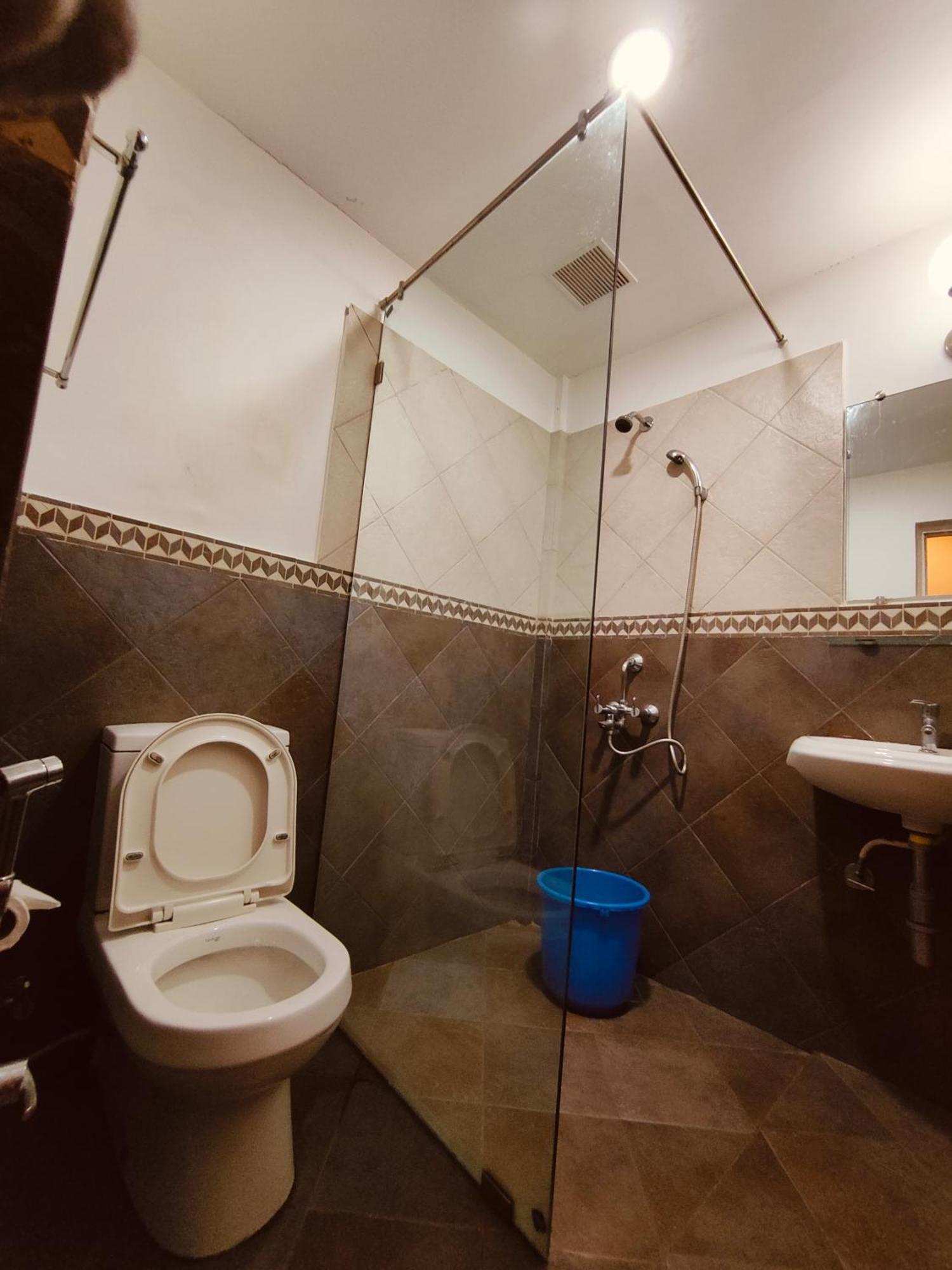 Hotel Bonanza Baga Bagian luar foto