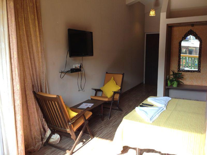 Hotel Bonanza Baga Bagian luar foto